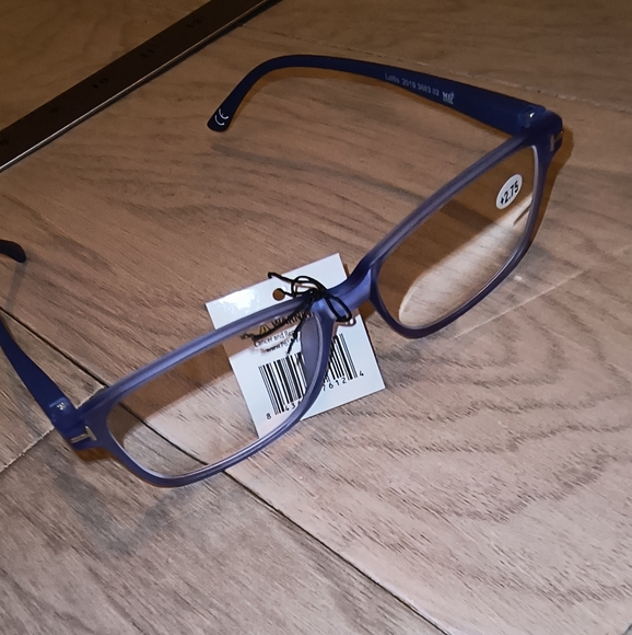 MD+ Medical Reading Glasses - Picture 5 of 5